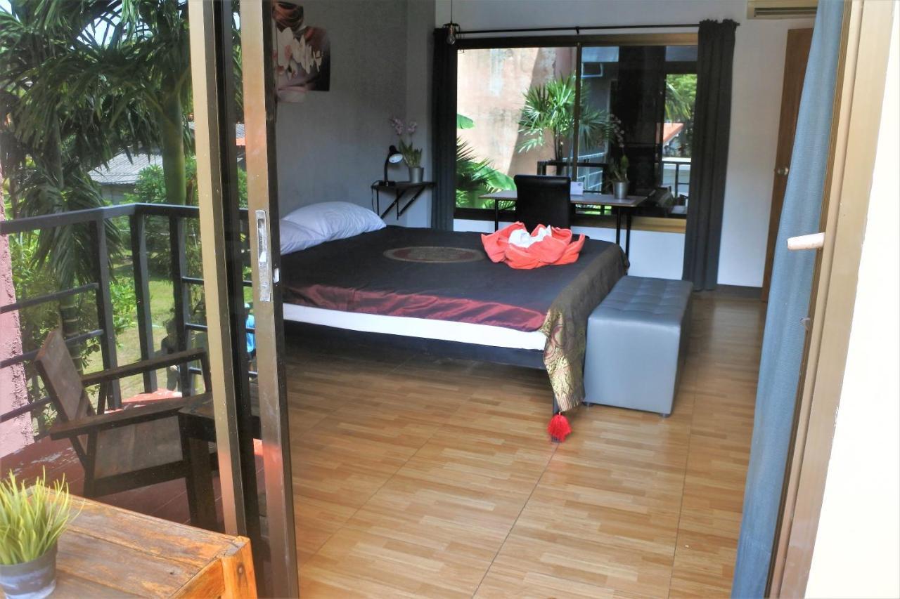 Hi Karon Beach Exterior photo